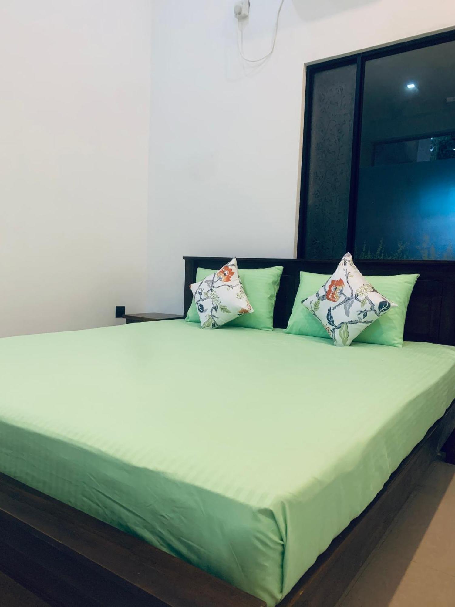 Center Point Villa Unawatuna Luaran gambar