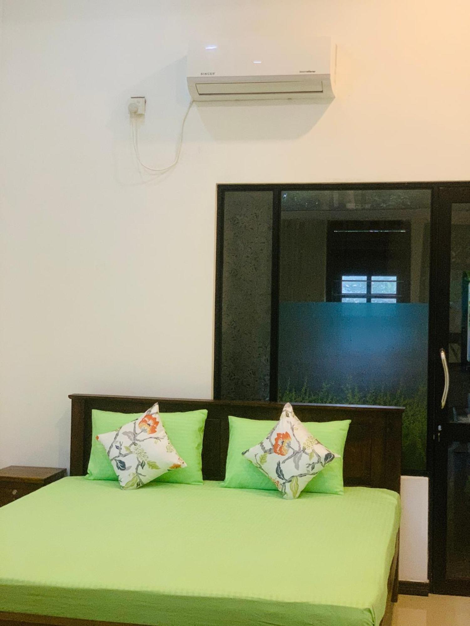 Center Point Villa Unawatuna Luaran gambar
